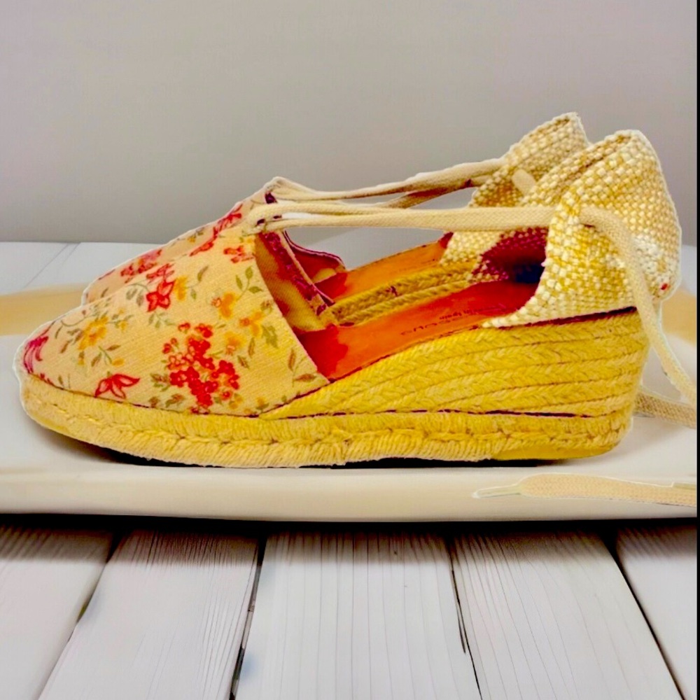 Andre Assous Madrid Canvas Wedge Espadrilles - Picture 2 of 5